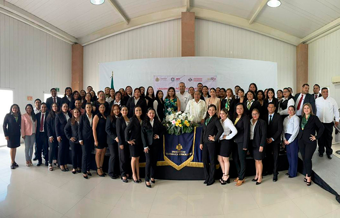 BannerMultimedia Acto protocolario de Titulación Centro Regional Veracruz